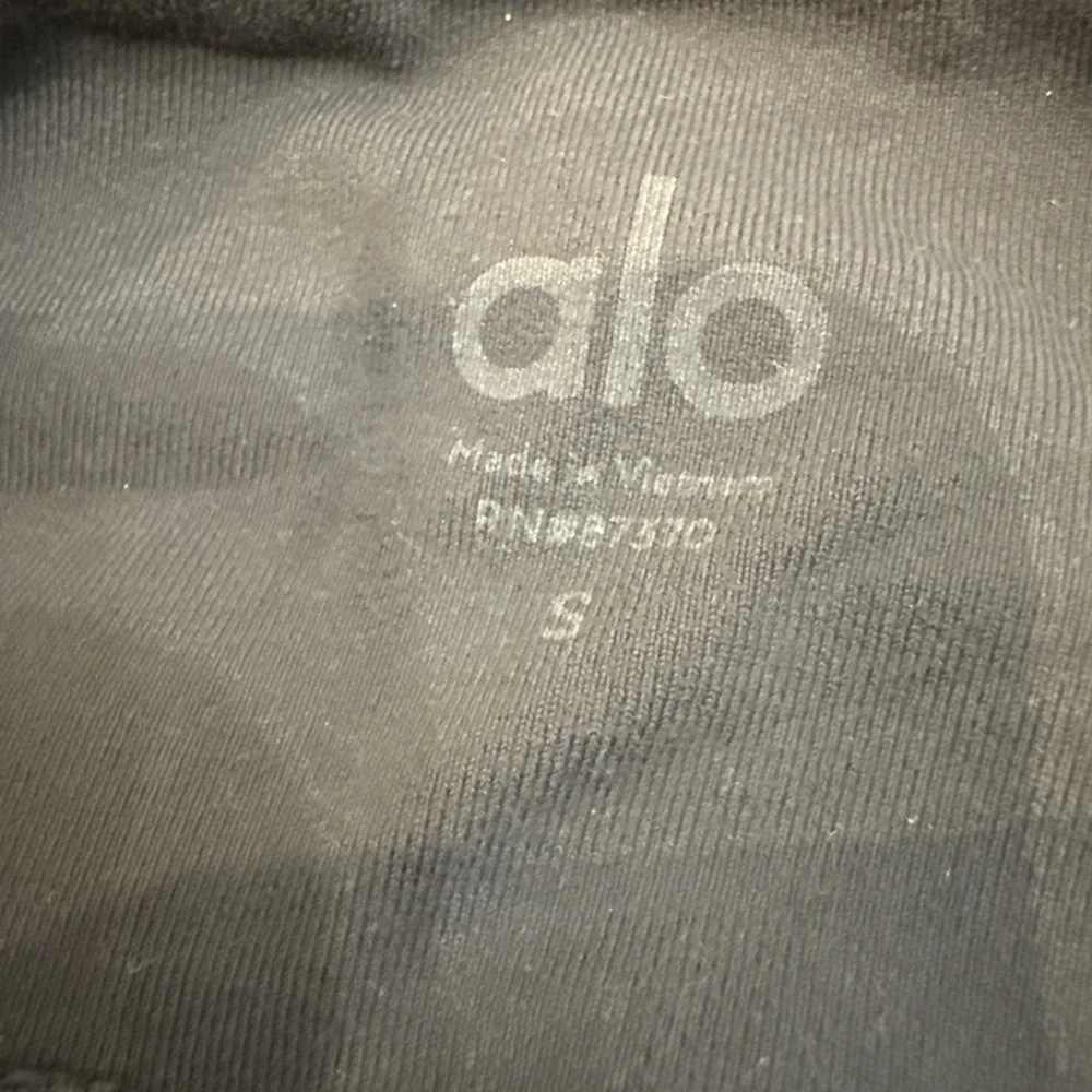 Alo Yoga Entwine Yoga Gray Leggings Size Small‎ Athleisure Gym Workout Athletic